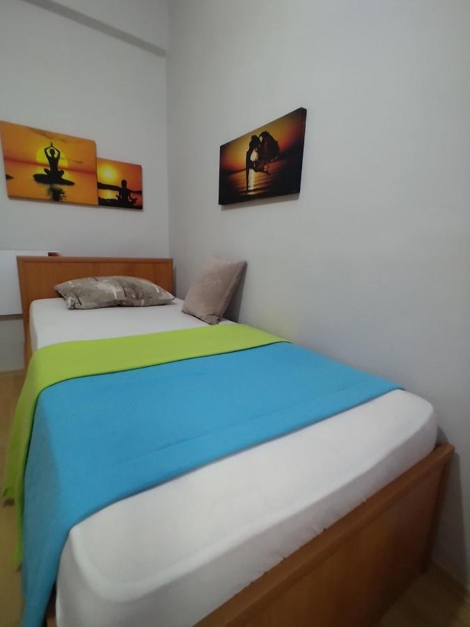 Feeling At In Center 5 Minutes Walk To The Atakoey Metro Station & Metrobus Pansiyon İstanbul